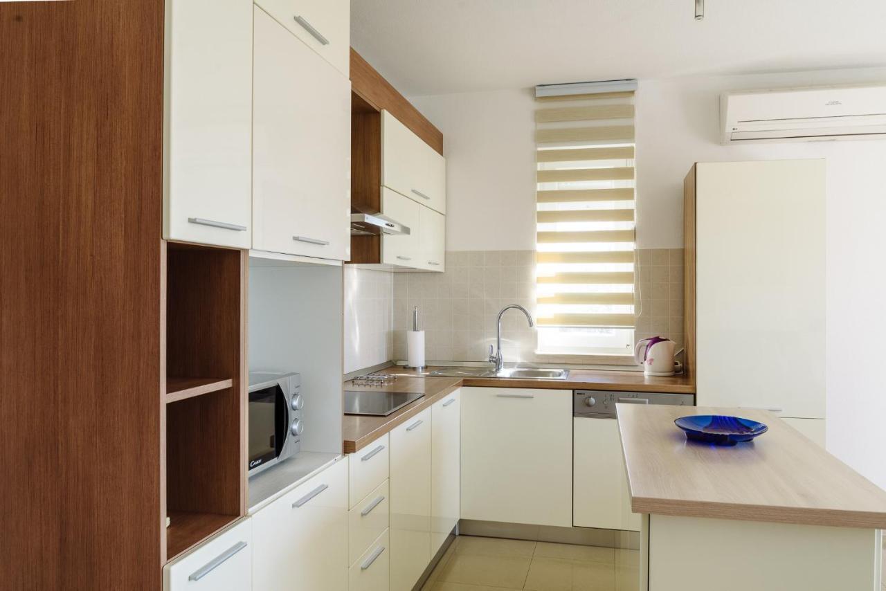 Apartman Niko Kastela Luaran gambar