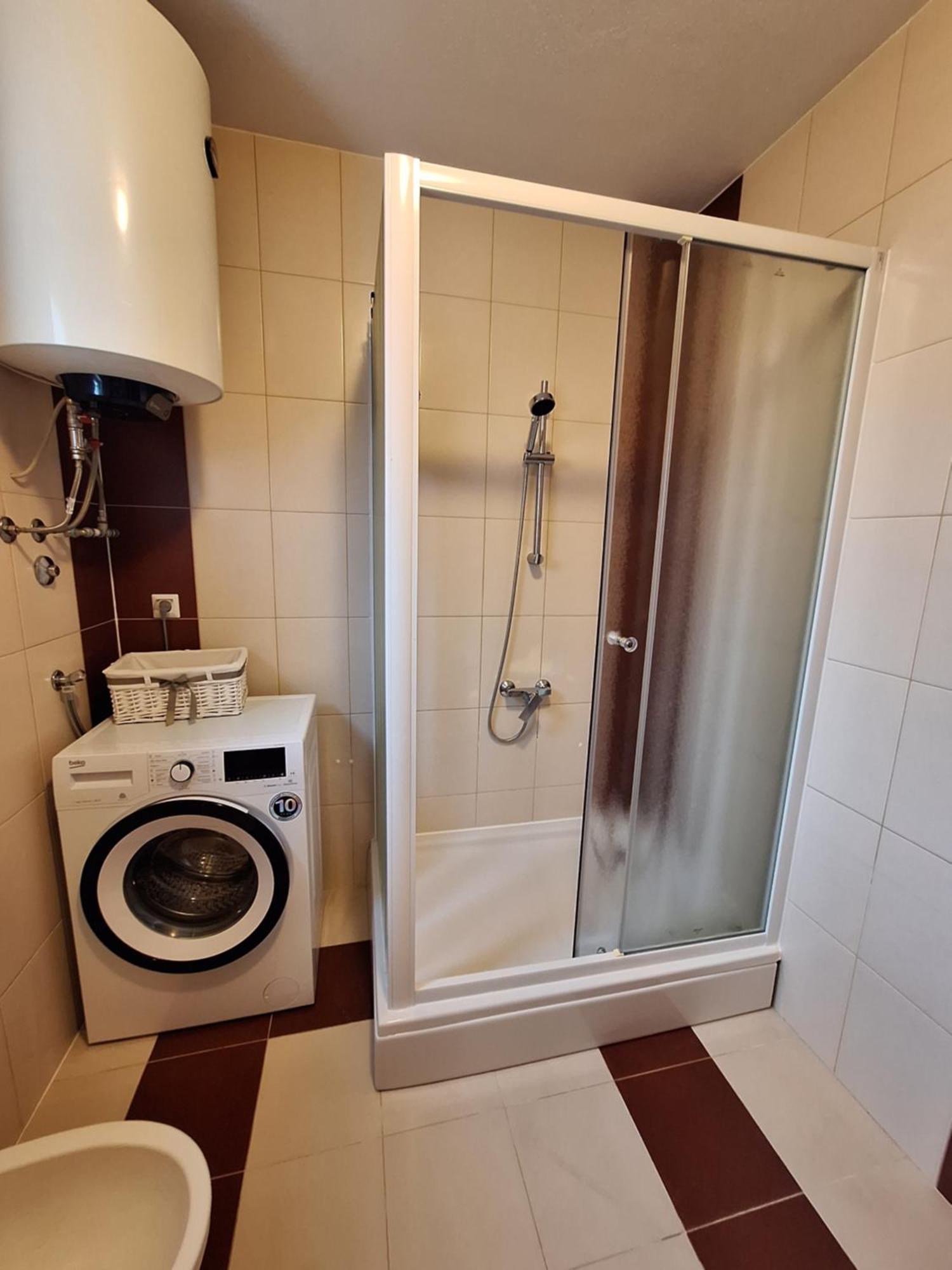 Apartman Niko Kastela Luaran gambar
