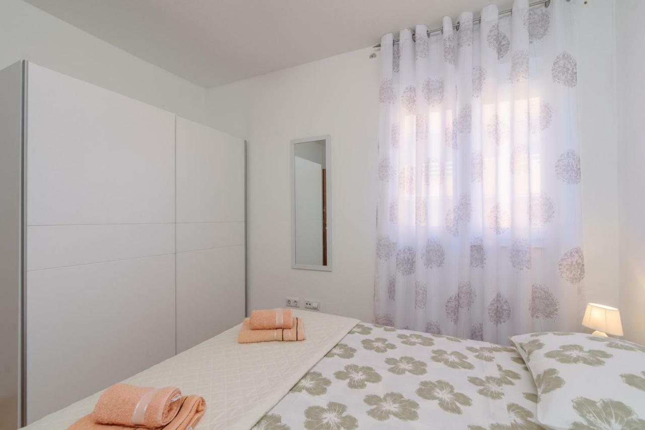Apartman Niko Kastela Luaran gambar